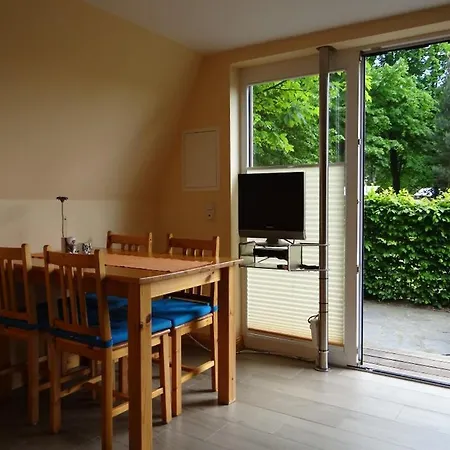 Finnhuette Fisch - Wittenbecker Tannen Vakantiehuis *